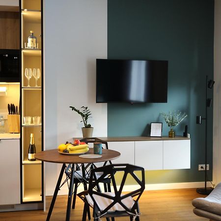 Apartament Zdziechowskiego With Parking And Ac, Mokotow Warszawa Exteriör bild